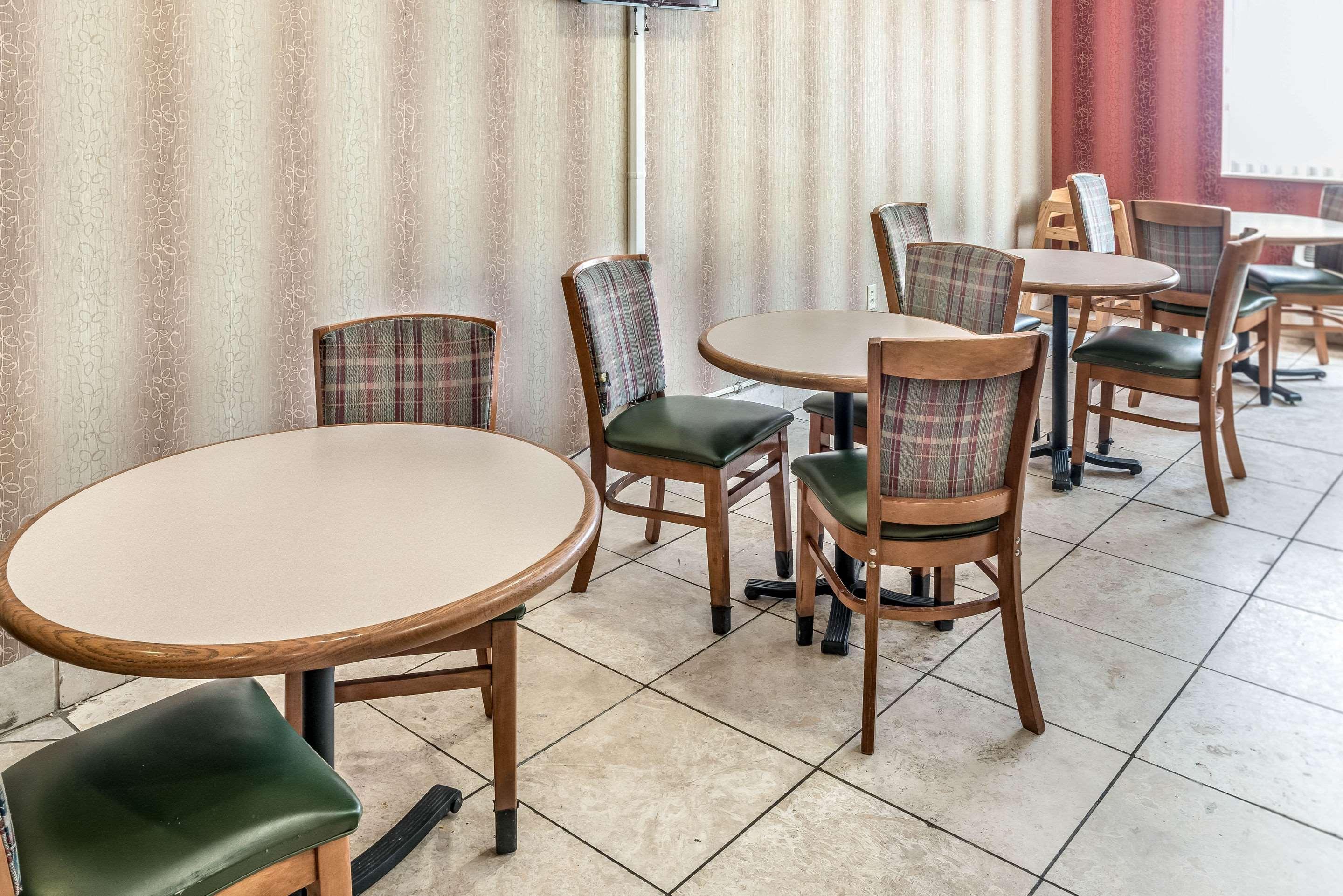 Quality Inn & Suites Mankato Buitenkant foto
