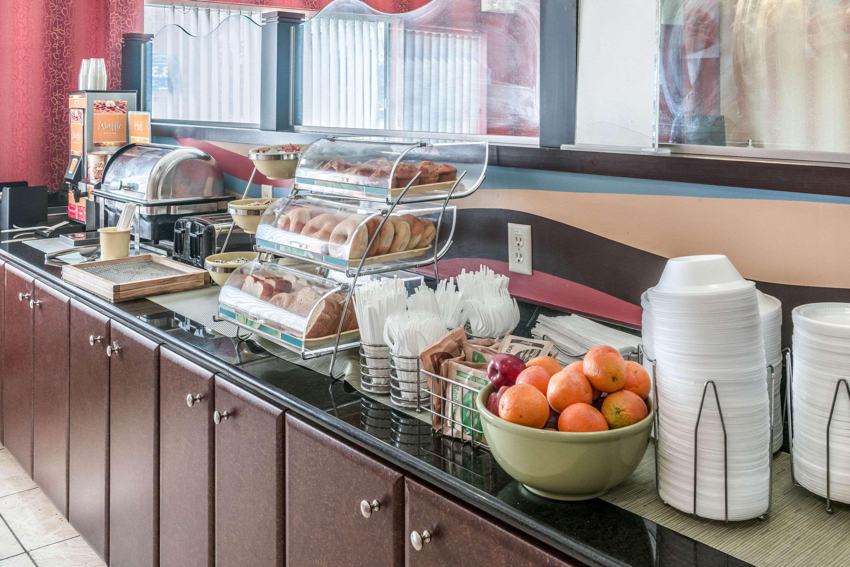 Quality Inn & Suites Mankato Buitenkant foto